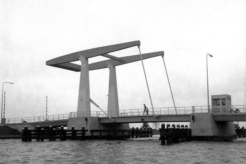 Stertil history bridge construction